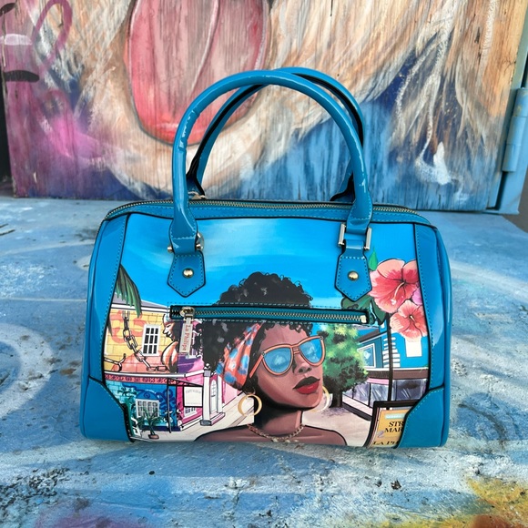 La Philipe purse studs made in Miami new with tag and keychain bag - Picture 7 of 12